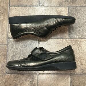 Josef Seibel Size 40